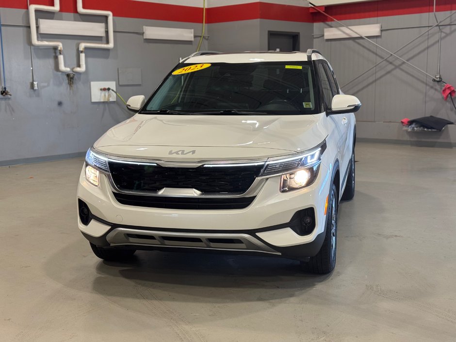 2023 Kia Seltos EX AWD-1
