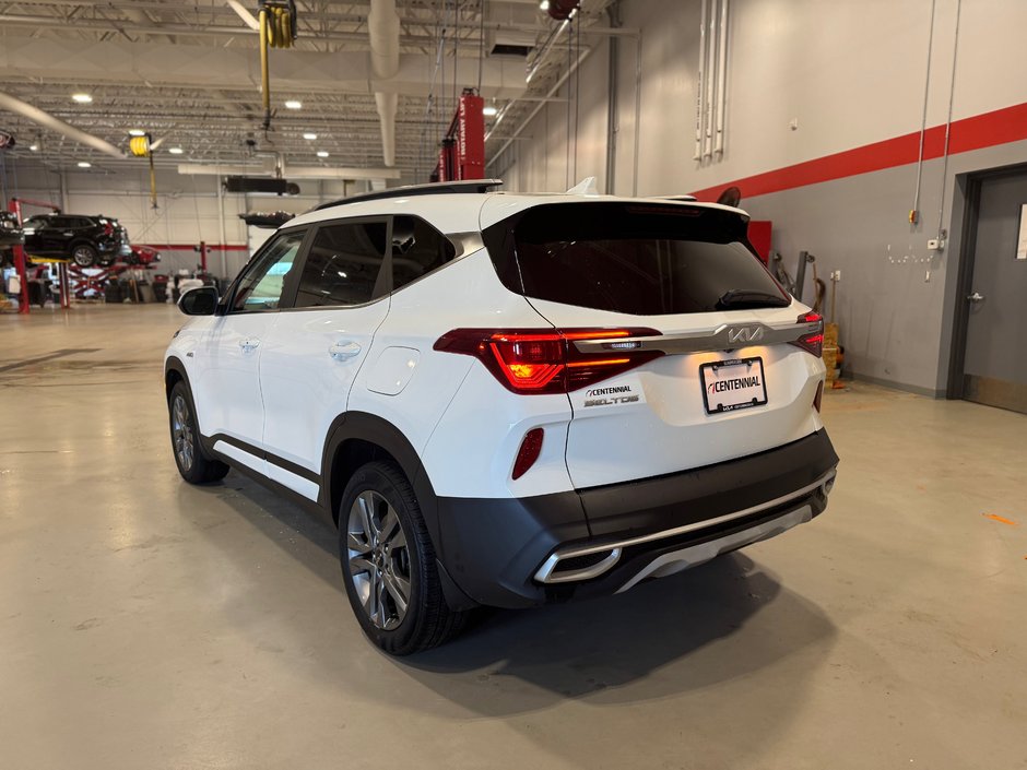 2023 Kia Seltos EX AWD-3