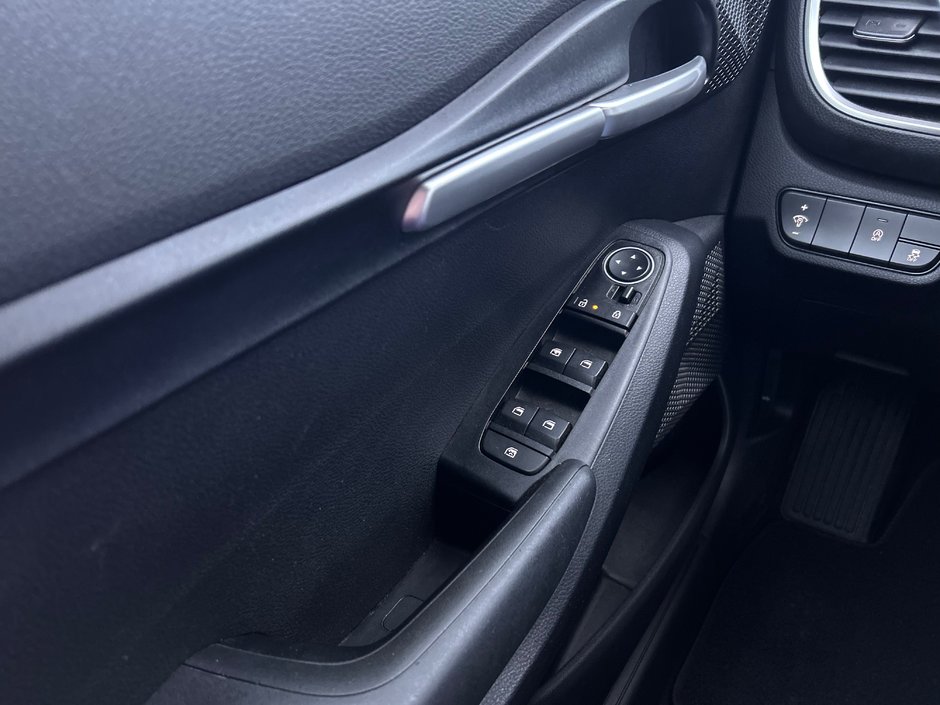 2024 Kia Seltos LX AWD-18