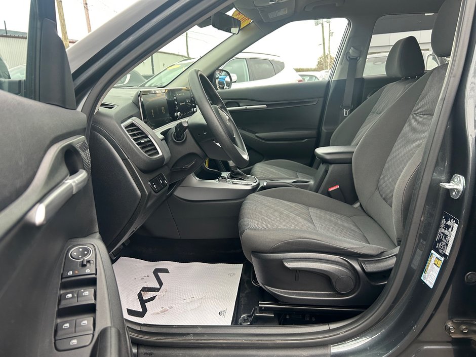 2024 Kia Seltos LX AWD-15