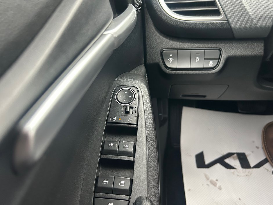 2024 Kia Seltos LX AWD-18