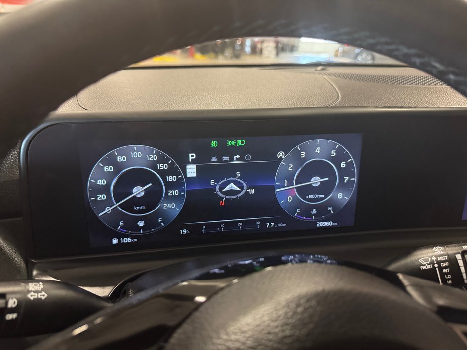 2024 Kia Seltos EX Premium AWD-23