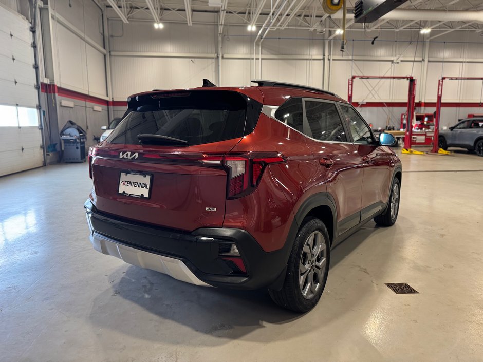 2024 Kia Seltos EX AWD-5