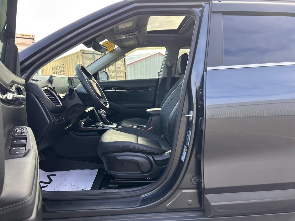 2025 Kia Seltos EX AWD-19