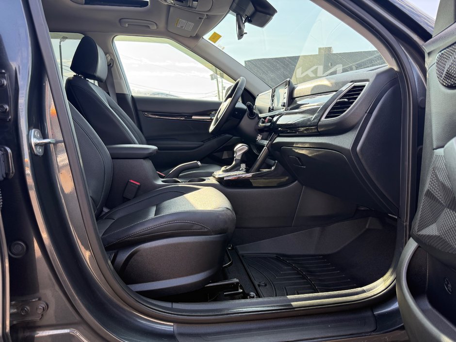 2025 Kia Seltos EX AWD-28