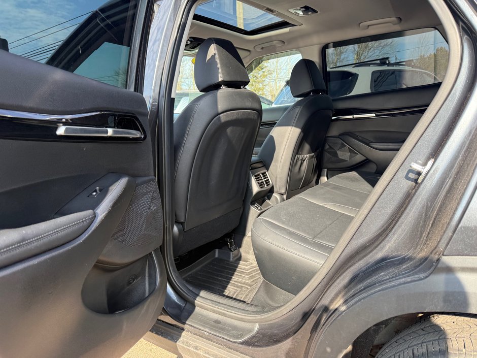 2025 Kia Seltos EX AWD-26