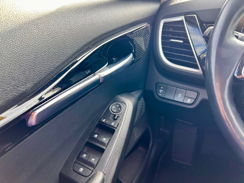 2025 Kia Seltos EX AWD-23