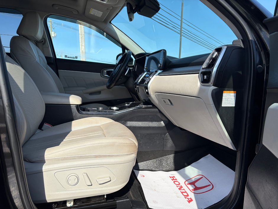 2022 Kia Sorento Plug-In Hybrid SX AWD | SAVE $2000 WITH PEI PHEV REBATE-8