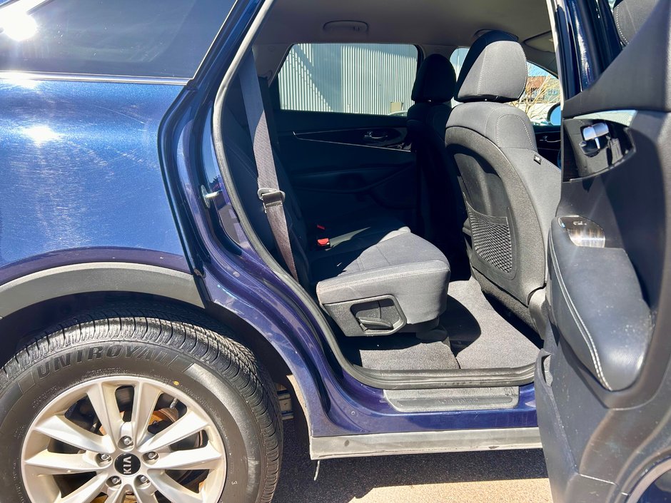 2019 Kia Sorento LX-14
