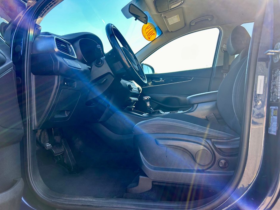 2019 Kia Sorento LX-21