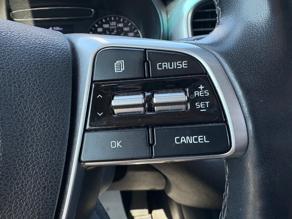 2020 Kia Sorento LX AWD-16