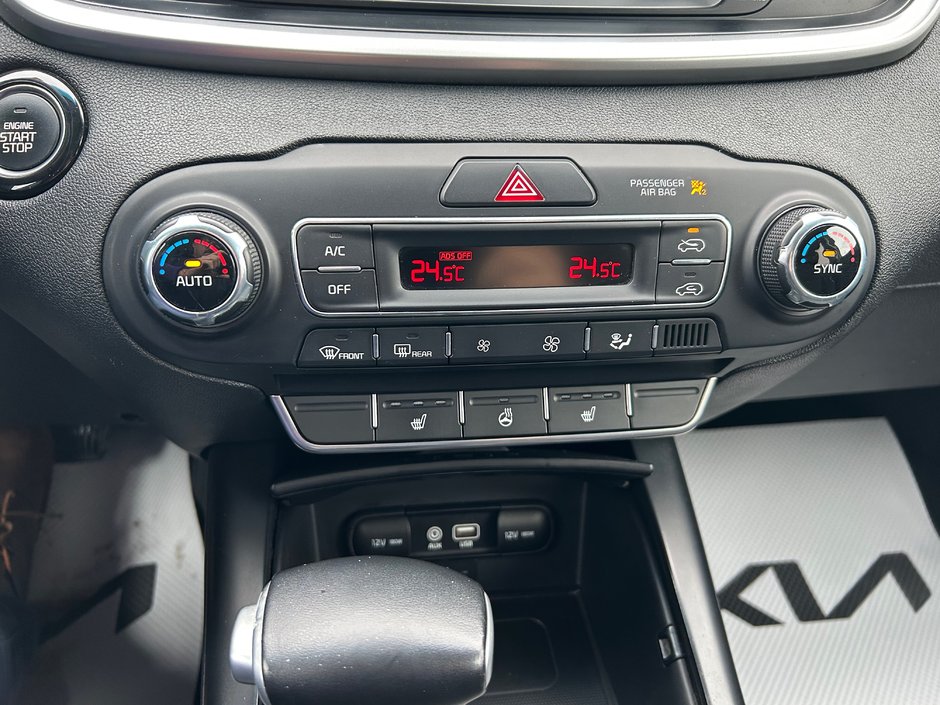 2020 Kia Sorento LX+ AWD-22