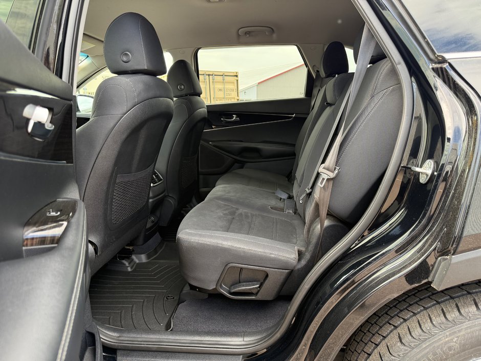 2020 Kia Sorento LX AWD-14