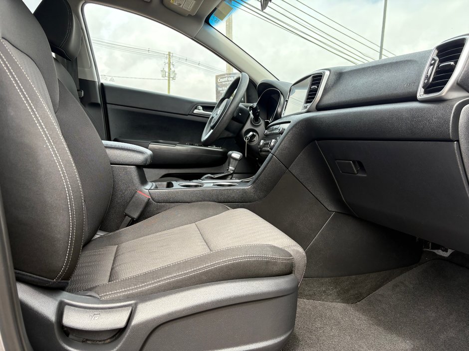 2021 Kia Sportage LX S AWD-8