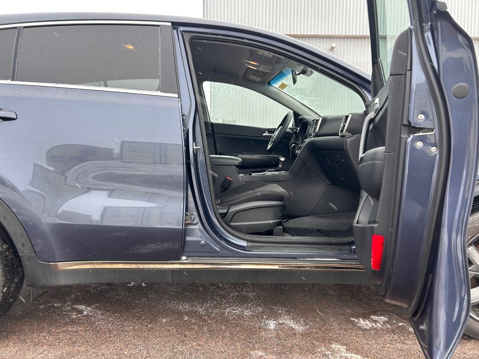 2021 Kia Sportage LX S AWD-11