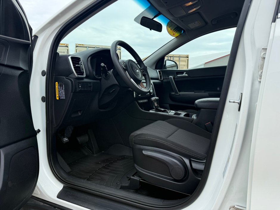 2021 Kia Sportage LX-9