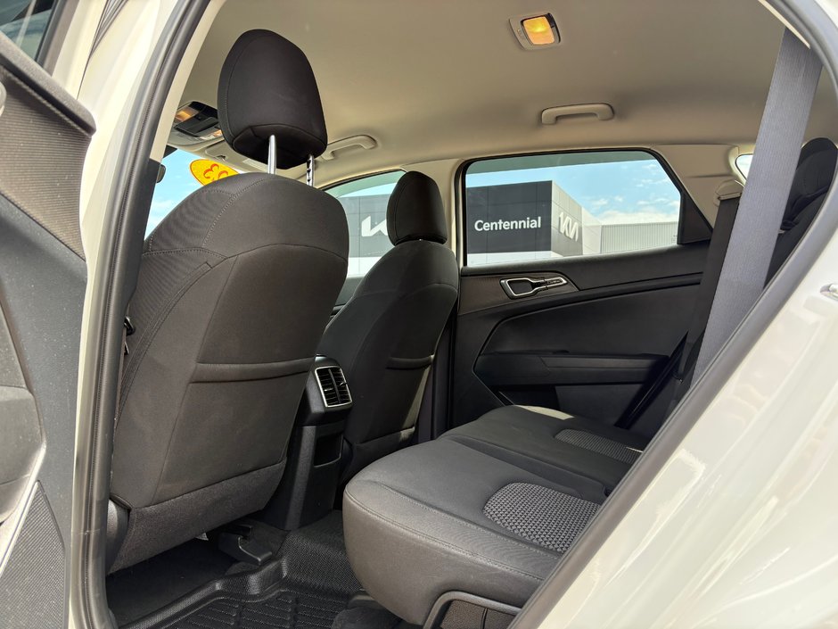 2023 Kia Sportage LX-10