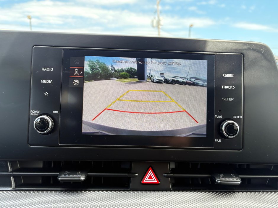 2023 Kia Sportage LX-16