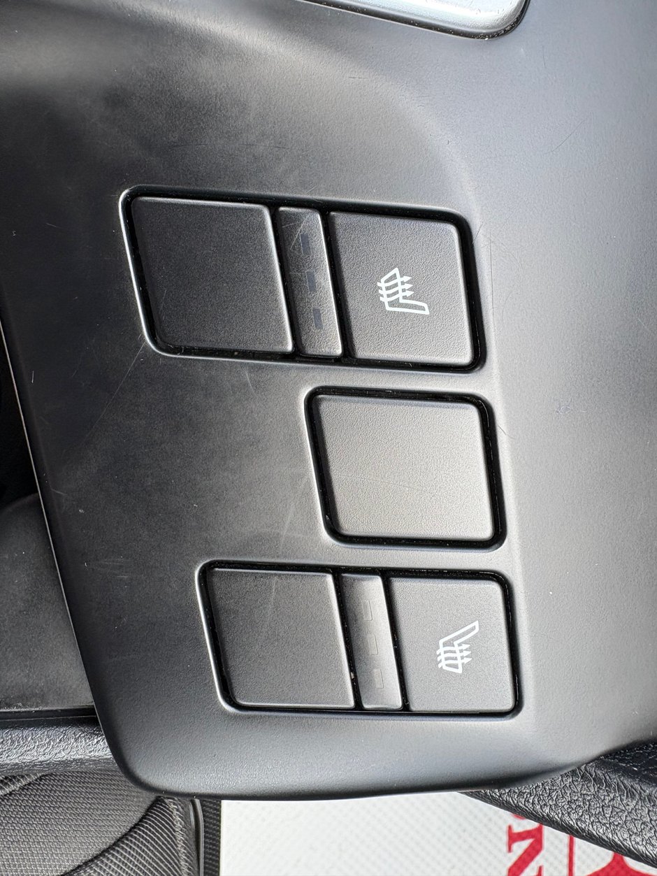 2023 Kia Sportage LX-17