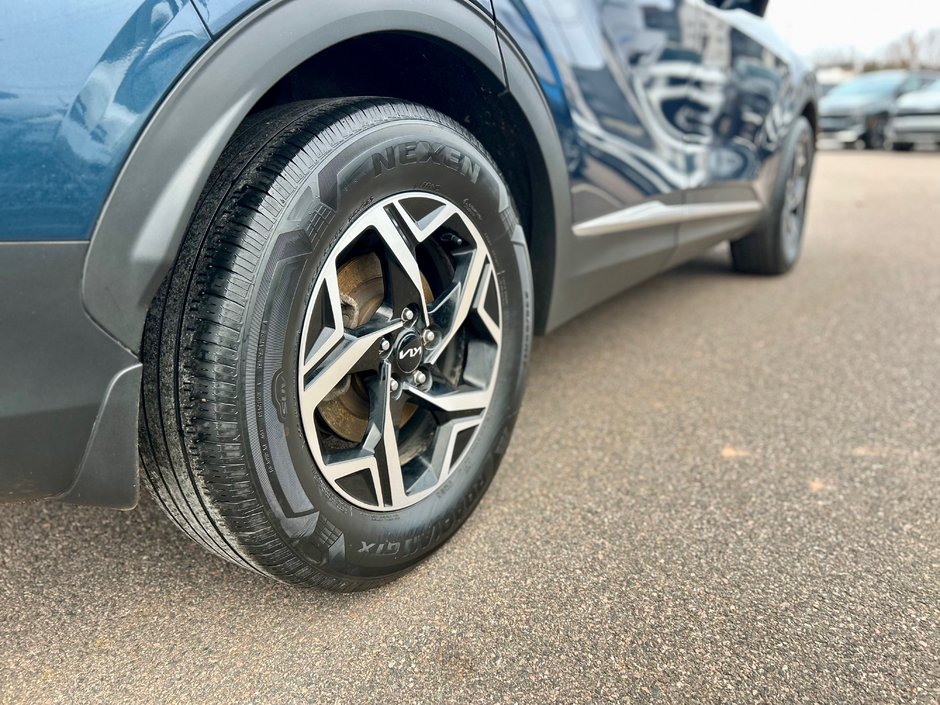 2023 Kia Sportage LX-5