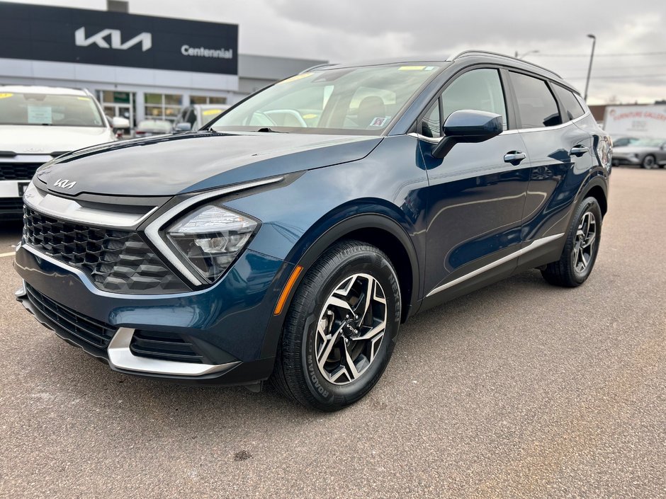 2023 Kia Sportage LX-8