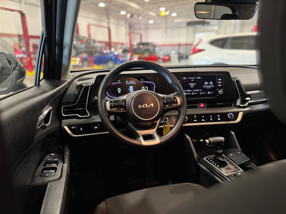 2023 Kia Sportage LX-18