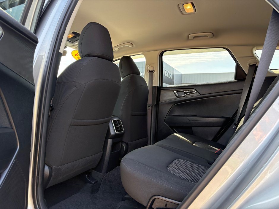 2024 Kia Sportage LX-11