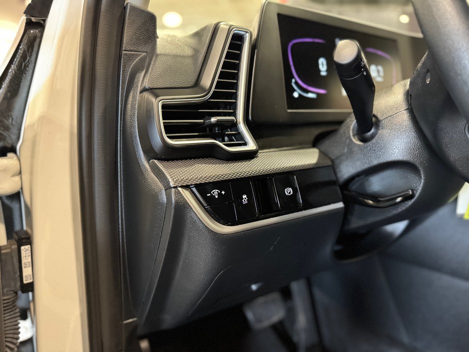 2025 Kia Sportage LX AWD-18