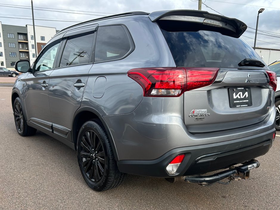 2020 Mitsubishi Outlander Limited Edition AWD-5