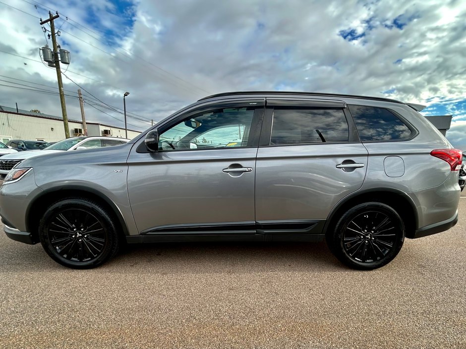 2020 Mitsubishi Outlander Limited Edition AWD-6