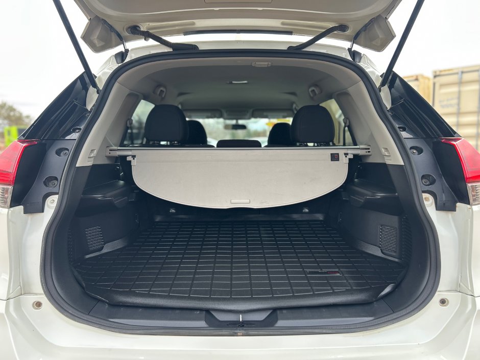 2018 Nissan ROGUE S-6