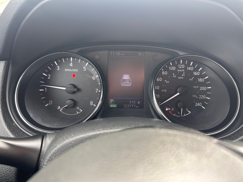 2018 Nissan ROGUE S-24