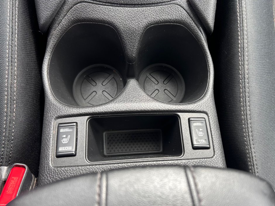 2018 Nissan ROGUE S-27