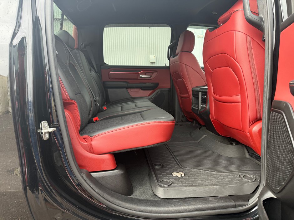 2023 Ram 1500 Rebel Crew Cab 4x4-18