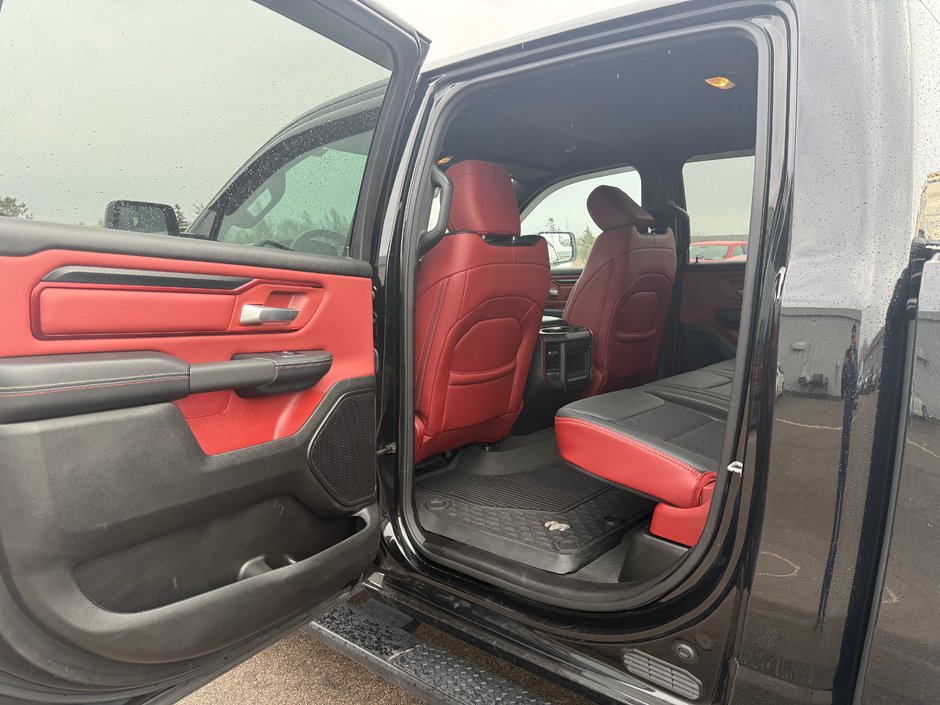 2023 Ram 1500 Rebel Crew Cab 4x4-12