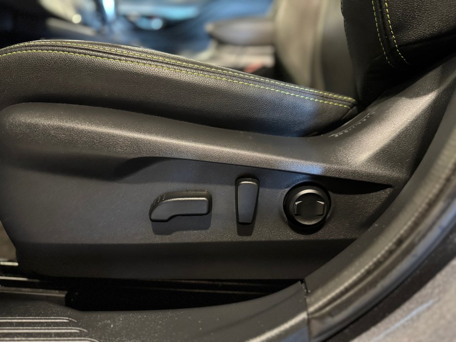 2025 Subaru Outback Onyx AWD-20