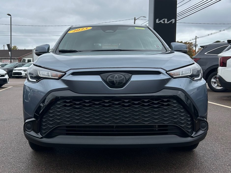 2023 Toyota Corolla Cross Hybrid SE AWD-1