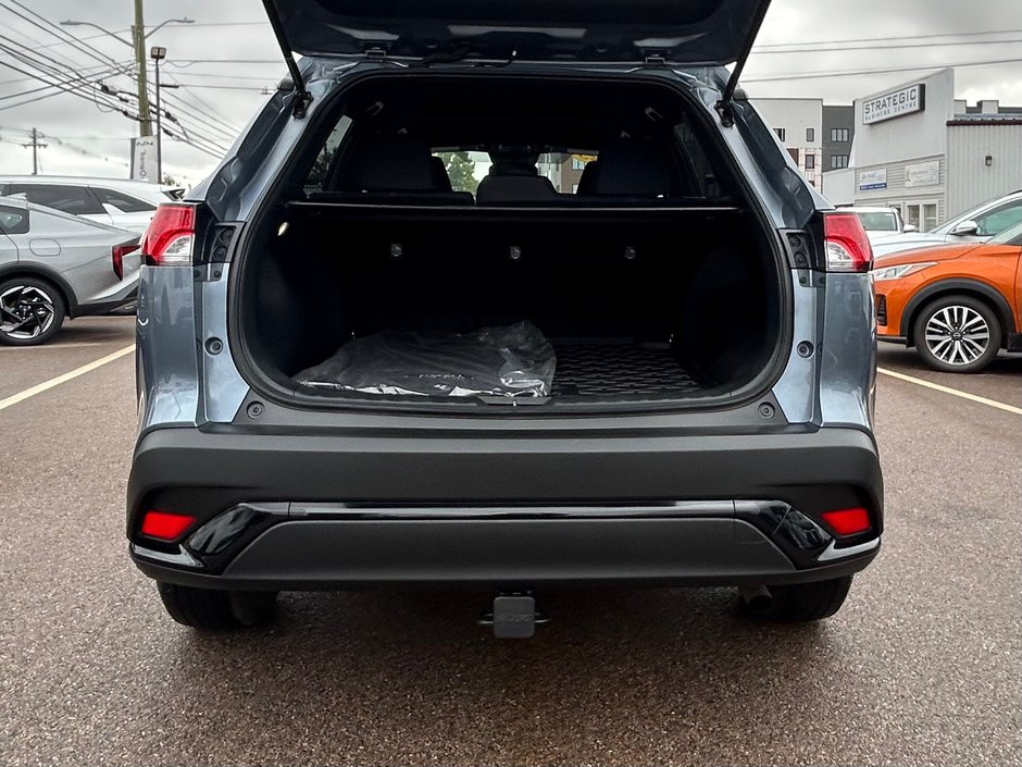 2023 Toyota Corolla Cross Hybrid SE AWD-8