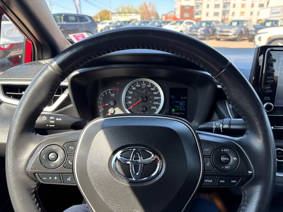 2022 Toyota Corolla SE-11