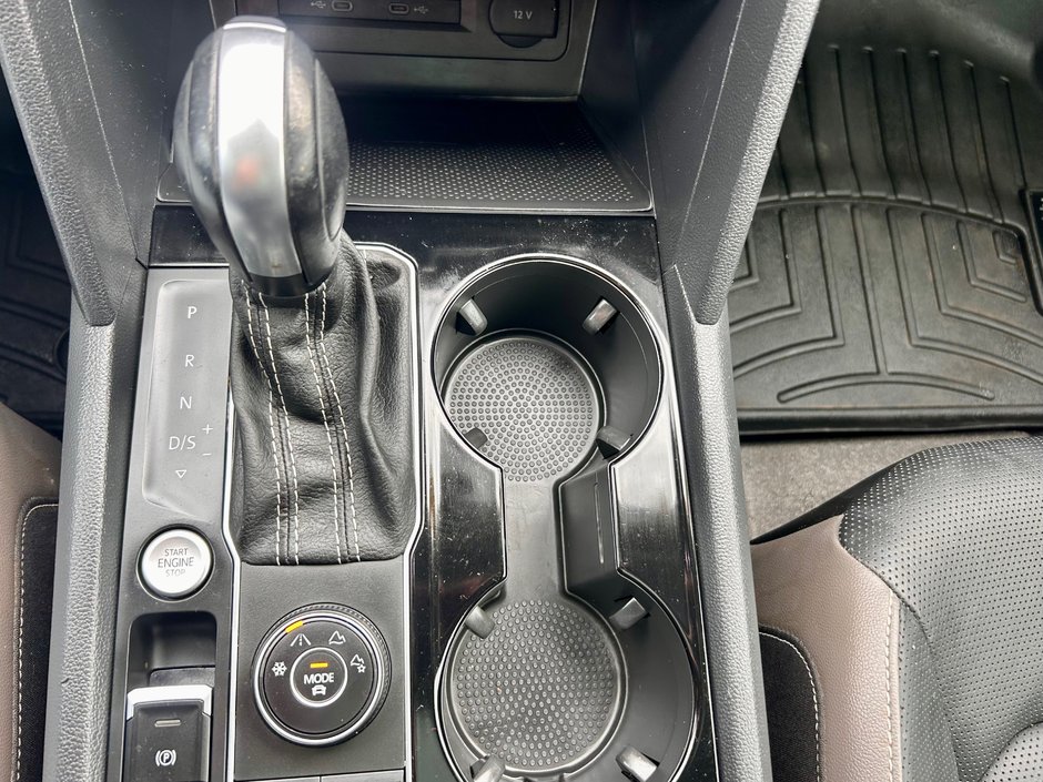 2022 Volkswagen Atlas Execline R-Line AWD-34