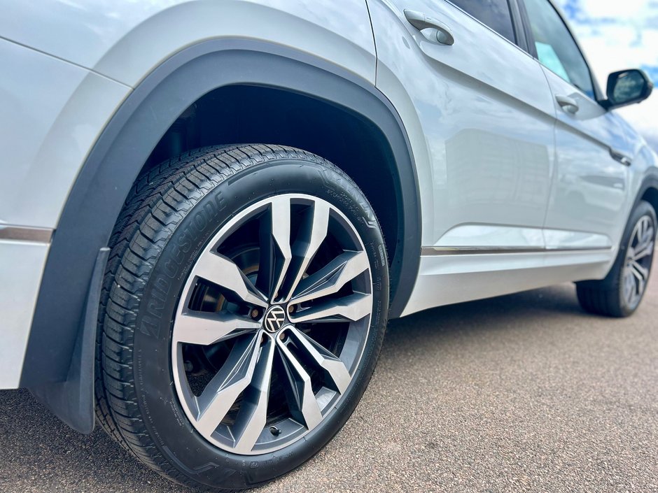 2022 Volkswagen Atlas Execline R-Line AWD-3