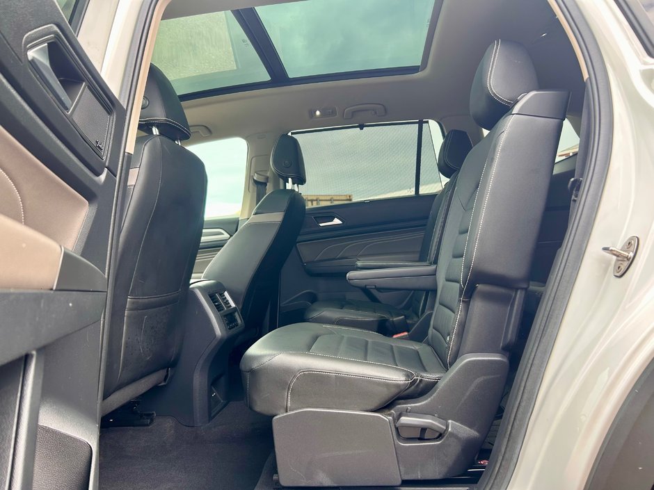 2022 Volkswagen Atlas Execline R-Line AWD-18