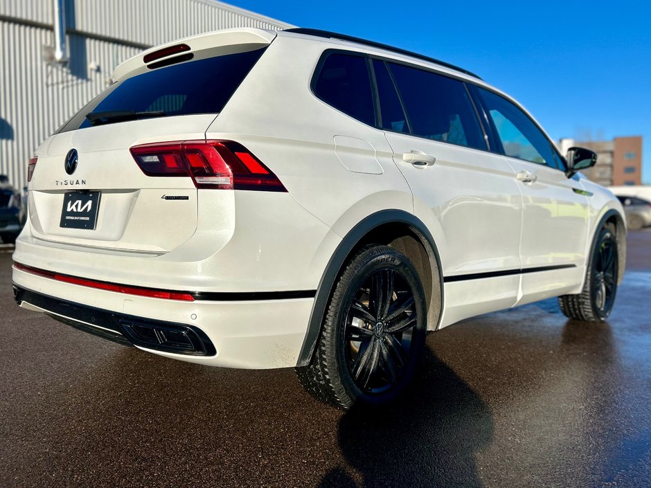 2022 Volkswagen TIGUAN COMFORTLINE R-LINE BLACK EDITION-4
