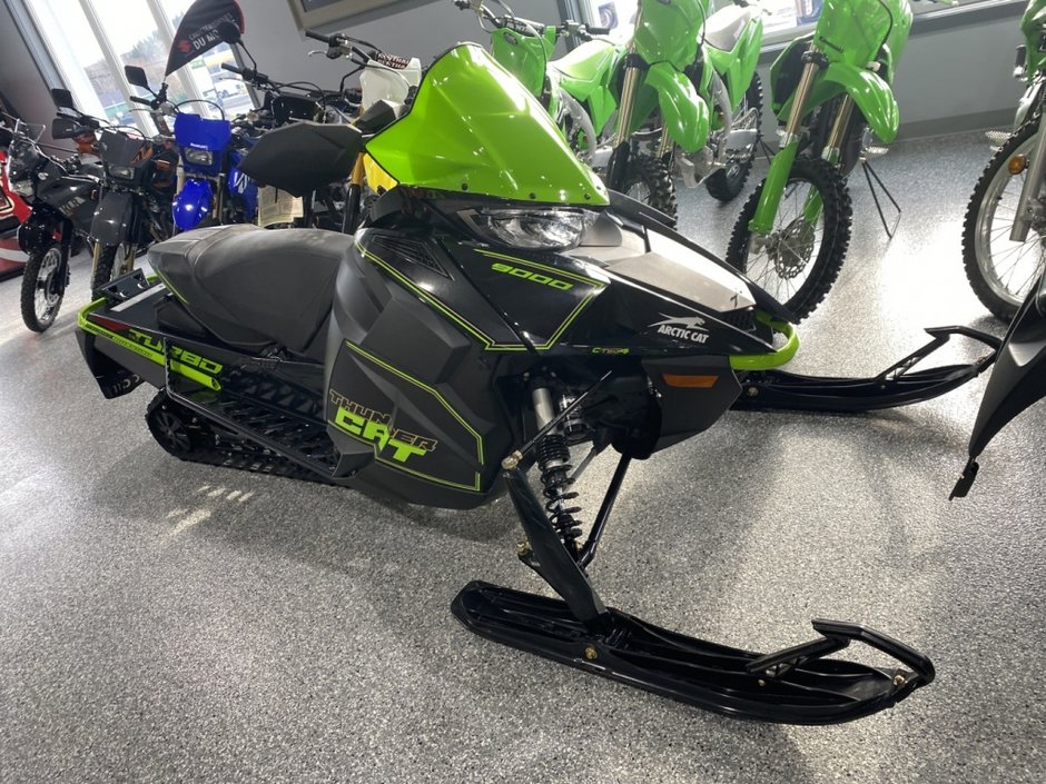Arctic Cat THUNDERCAT 4 temps haute performance 190hp 2024
