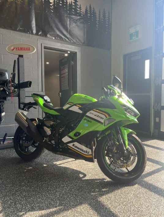 Kawasaki Ninja ZX-4RR KRT Édition 2025