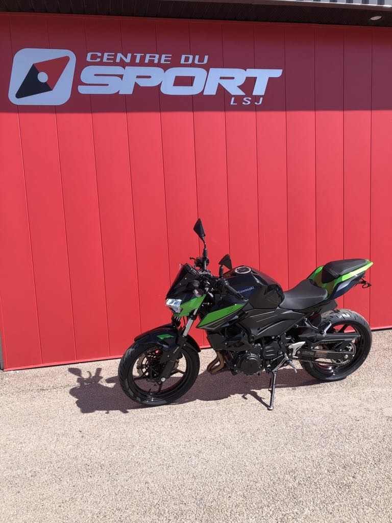 Kawasaki Z400  2022