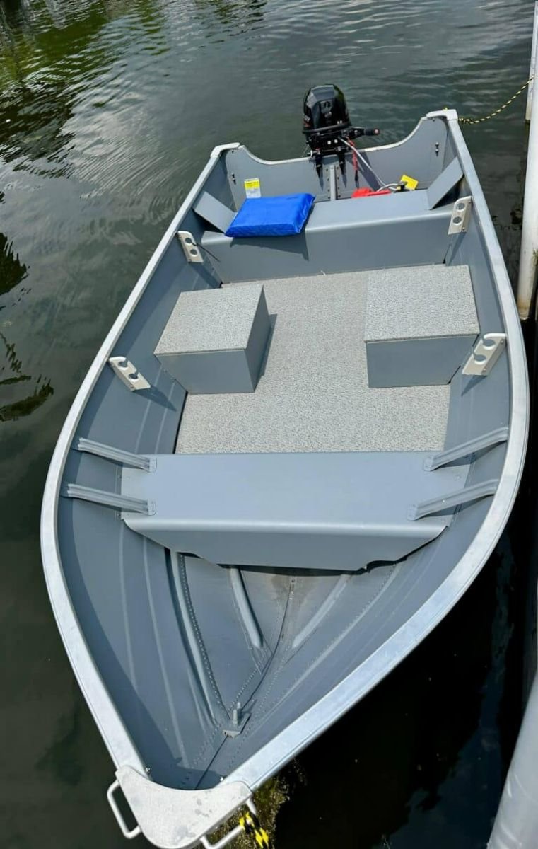 2027 Smokercraft ALASKAN 13 TS DLX SPLIT SEAT CHALOUPE PECHE 13' ANGLER AVEC PLANCHER