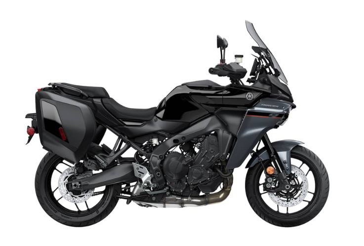 Yamaha Tracer 9  2025