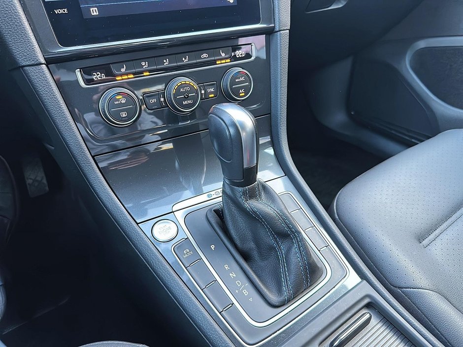 Volkswagen E-Golf COMFORTLINE+SIMILCUIR+CARPLAY+100%-ELECTRIQUE 2020-16
