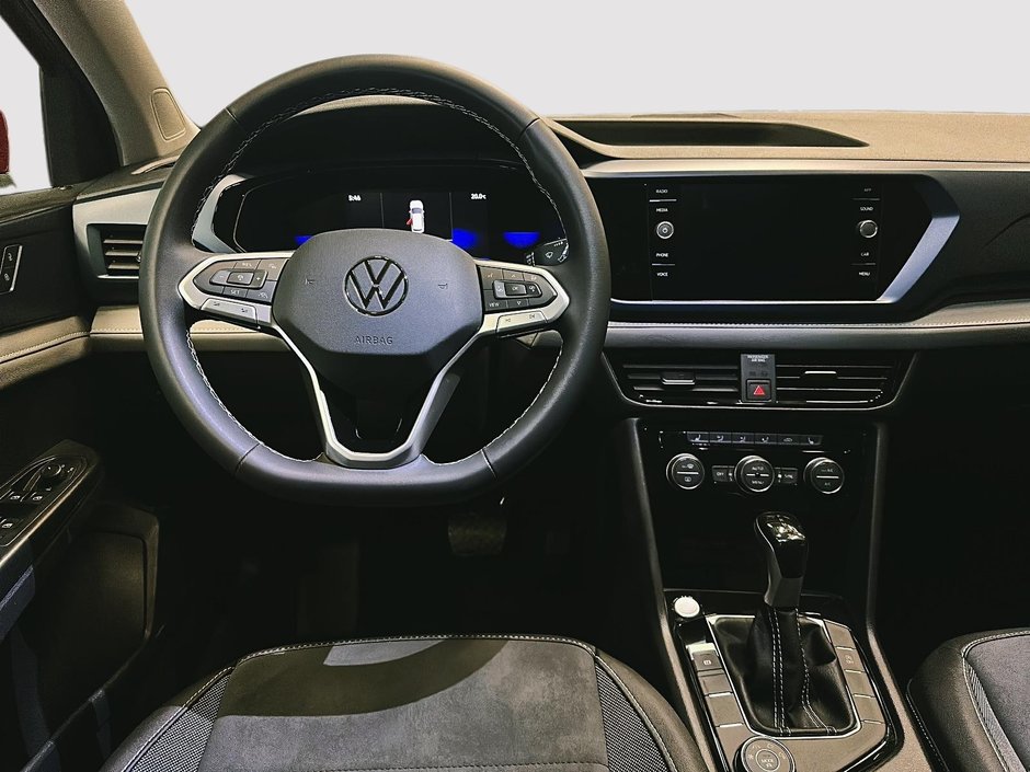 2024 Volkswagen Taos COMFORTLINE+TOIT-OUVRANT+SIMILICUIR+NO-ACCIDENT-11